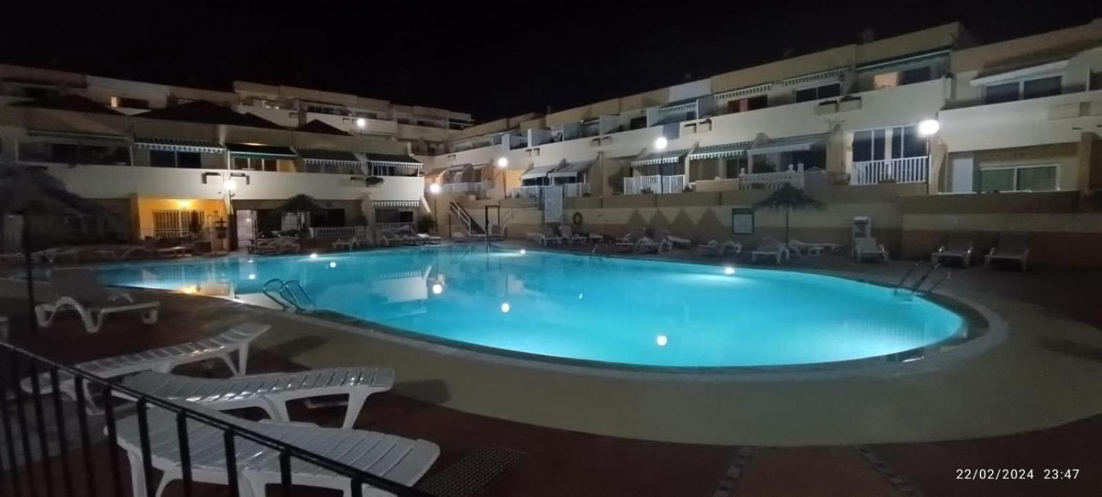 Sunny Pool View & Airco Apartament Symon Mareverde Costa Adeje  Kültér fotó