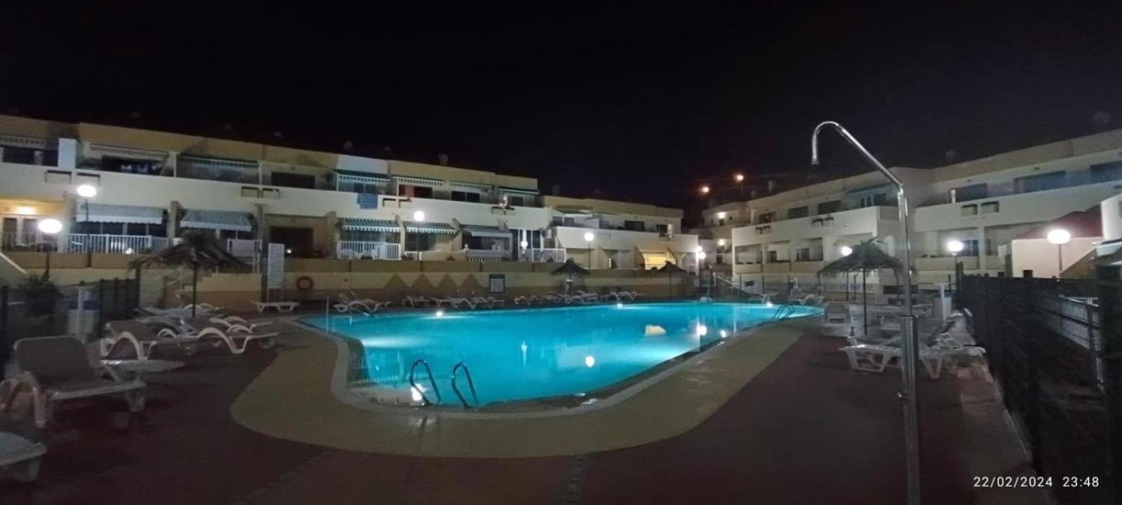 Sunny Pool View & Airco Apartament Symon Mareverde Costa Adeje  Kültér fotó
