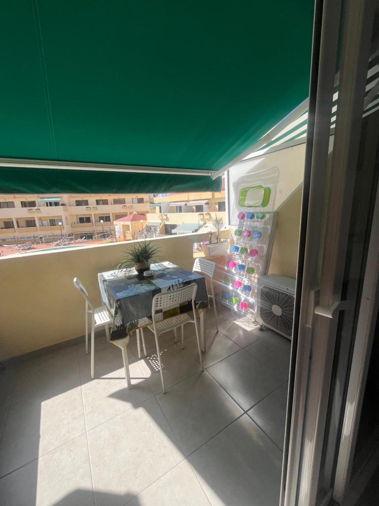 Sunny Pool View & Airco Apartament Symon Mareverde Costa Adeje  Kültér fotó